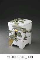 藏品(瓷製方形帶蓋重盒)的圖片