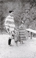 藏品(戰前戰後系列-原住民家族)的圖片