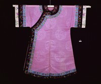 紫紗團花緄邊刺繡女袍藏品圖，第1張