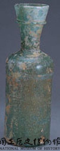 長頸球形平口玻璃瓶藏品圖，第2張