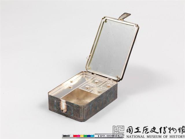 銀製福壽化妝鏡盒藏品圖，第4張