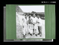 主要名稱：友人在野外4人合照(影本)圖檔，第1張，共1張