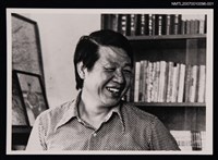 主要名稱：洛夫獨照（書房）（翻拍照）圖檔，第1張，共1張