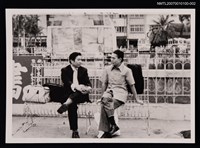 主要名稱：阮囊與友人合照（翻拍照）圖檔，第1張，共1張