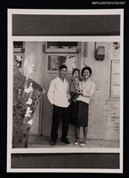 主要名稱：商略夫婦與女兒合照（翻拍照）圖檔，第1張，共1張