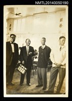 主要名稱：周定山與友人合照圖檔，第1張，共1張