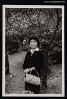 主要名稱：琦君夫婦生活照1-26（琦君獨照）圖檔，第1張，共1張