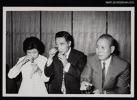 主要名稱：琦君領獎活動照15(第二次1970年慶祝會)圖檔，第1張，共1張