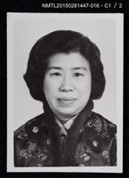 主要名稱：琦君獨照1-16圖檔，第2張，共3張