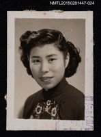 主要名稱：琦君獨照1-24圖檔，第1張，共2張