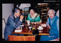 主要名稱：琦君夫婦與北美友人合照（琦君夫婦與宋淑萍合照）9圖檔，第2張，共3張