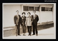 主要名稱：琦君與友人蘭生及其家人合照1-8圖檔，第1張，共2張