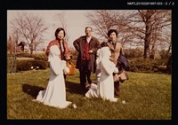 主要名稱：琦君夫婦與友人姜樵及其家人合照3圖檔，第3張，共3張