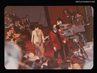 主要名稱：琦君領獎活動照（第3次領金鼎獎）2-5圖檔，第1張，共1張