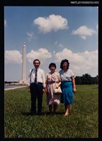 主要名稱：琦君夫婦與友人照2-3圖檔，第1張，共1張