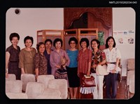 主要名稱：琦君夫婦與友人照3-40圖檔，第1張，共1張