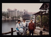 主要名稱：琦君夫婦與友人照4-3圖檔，第1張，共2張