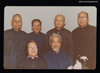 主要名稱：琦君恩師夏承濤與學生照1圖檔，第1張，共1張