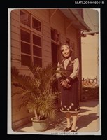 主要名稱：林氏好獨照（晚年，於屋外）圖檔，第1張，共1張