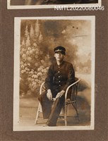 主要名稱：男學生獨照31/其他-相簿名稱：龍瑛宗相片集1圖檔，第1張，共1張