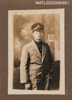 主要名稱：男學生獨照35/其他-相簿名稱：龍瑛宗相片集1圖檔，第1張，共1張