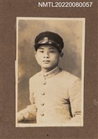 主要名稱：男學生獨照39/其他-相簿名稱：龍瑛宗相片集1	圖檔，第1張，共1張