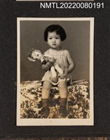 主要名稱：女童獨照2/其他-相簿名稱：龍瑛宗相片集2圖檔，第1張，共1張