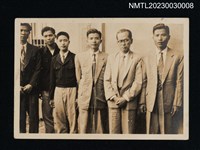主要名稱：盧氏兄弟與王詩琅及採訪人員於廠內合照圖檔，第1張，共2張