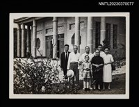 主要名稱：蘇鑾、張李德和及友人合照5圖檔，第1張，共1張