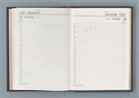主要名稱：1987年筆記本「Rwrbery……」等篇圖檔，第28張，共49張