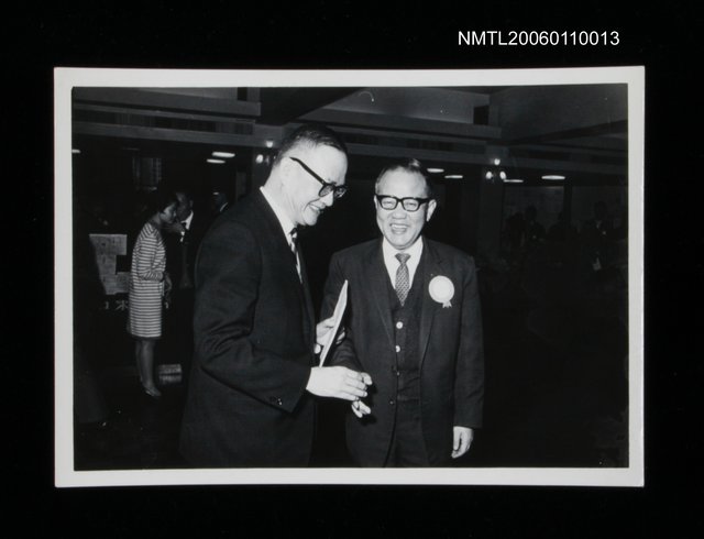 主要名稱：馬星野與曹聖芬合照圖檔，第1張，共1張