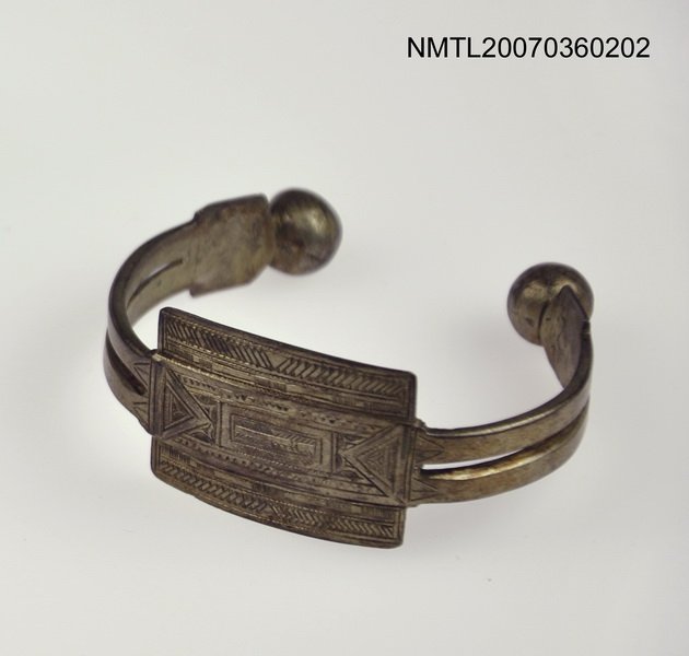 主要名稱：本是一雙的（合金手鐲）圖檔，第1張，共1張