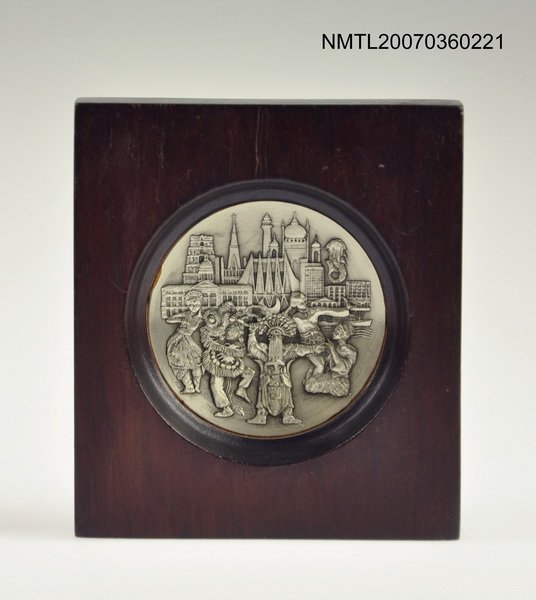 主要名稱：金獅獎（獎牌）圖檔，第2張，共2張