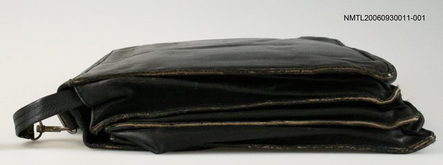 主要名稱：吳潛誠專用書包圖檔，第4張，共5張