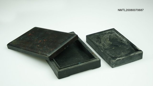 主要名稱：硯台圖檔，第1張，共1張