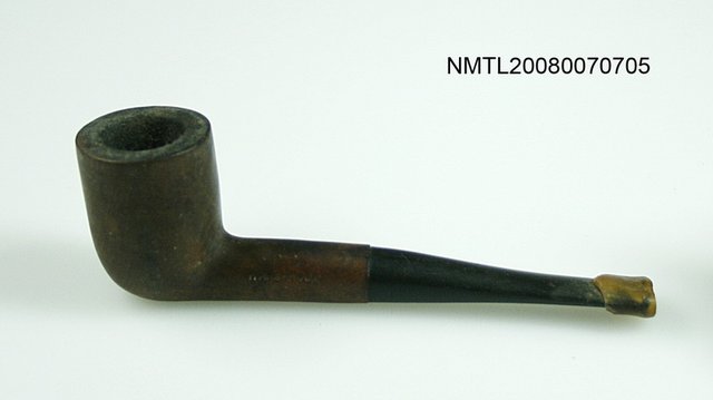 主要名稱：煙斗圖檔，第1張，共1張