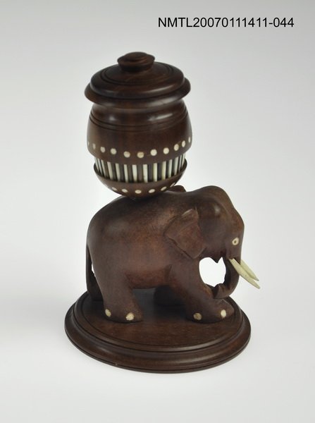 主要名稱：象偶圖檔，第1張，共1張