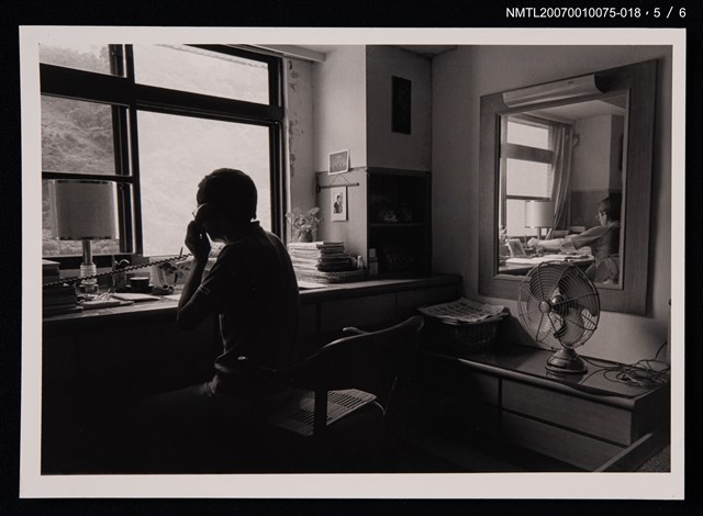 主要名稱：向明獨照（於書房）圖檔，第6張，共7張