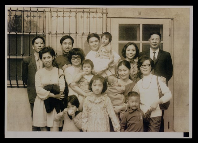 主要名稱：辛鬱與友人合照照片圖檔，第7張，共48張