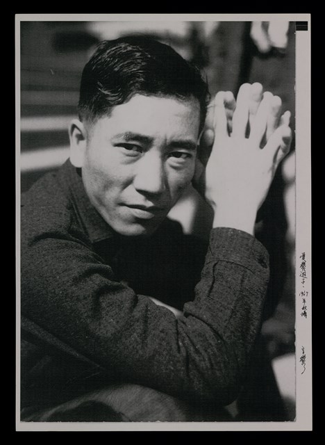 主要名稱：辛鬱與友人合照照片圖檔，第20張，共48張