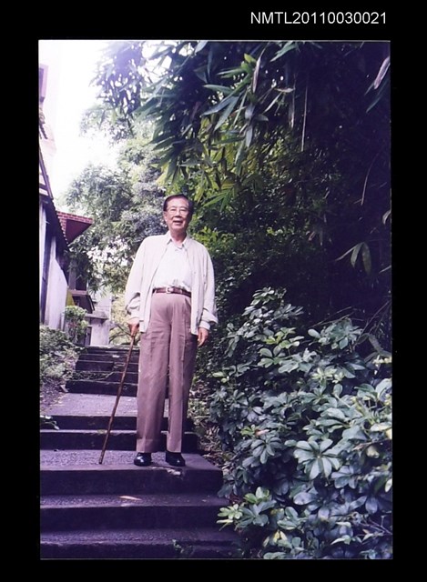 主要名稱：柏楊個人照圖檔，第1張，共2張