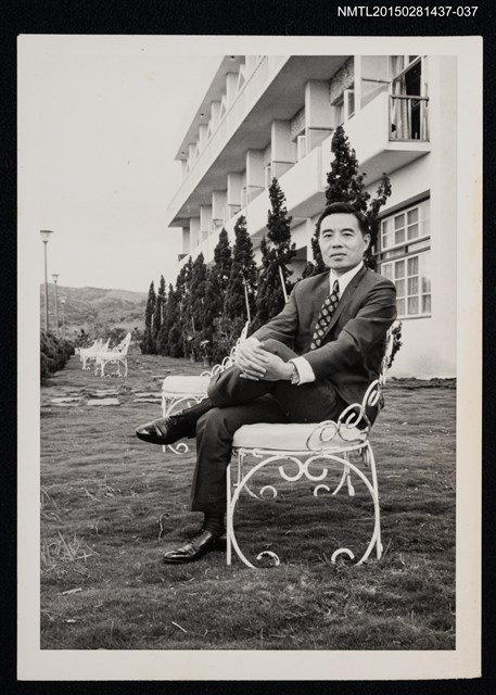 主要名稱：琦君夫婦生活照1-37（李唐基獨照）圖檔，第1張，共1張