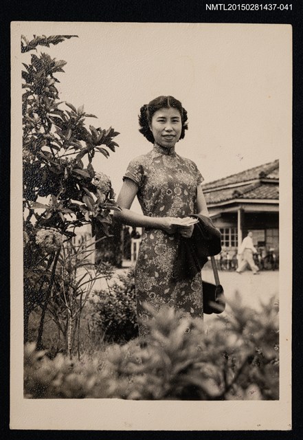 主要名稱：琦君夫婦生活照1-41（琦君獨照）圖檔，第1張，共1張