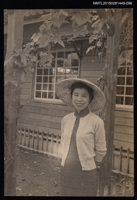 主要名稱：琦君個人生活照1-96圖檔，第1張，共1張