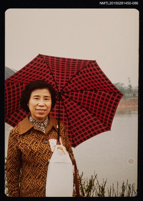 主要名稱：琦君個人生活照2-86圖檔，第1張，共2張