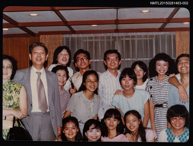 主要名稱：琦君與康來新、蔡信發等人合照2圖檔，第1張，共1張