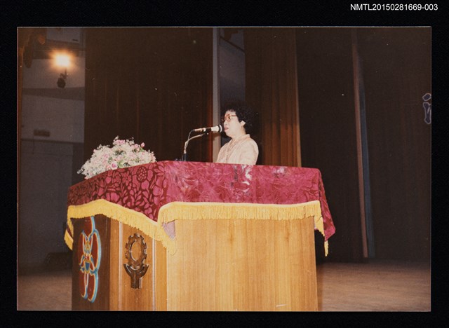 主要名稱：琦君夫婦出席休士頓工商婦女會文學座談2圖檔，第1張，共2張