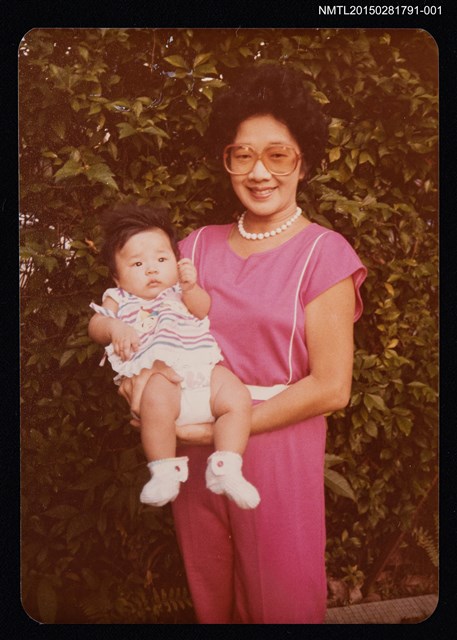 主要名稱：尤今與女兒合照圖檔，第1張，共1張