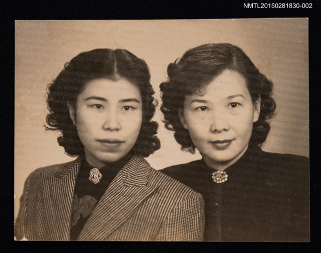 主要名稱：琦君與孫多慈合照2圖檔，第1張，共1張