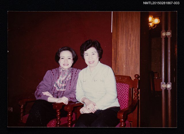 主要名稱：琦君與鄧佩瑜合照3圖檔，第1張，共1張